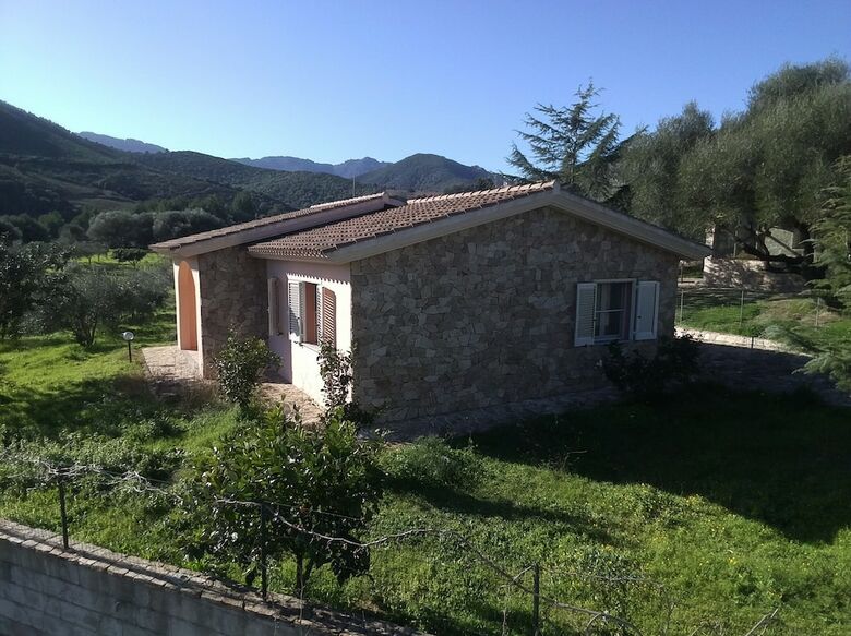 Hotel Schifoni House