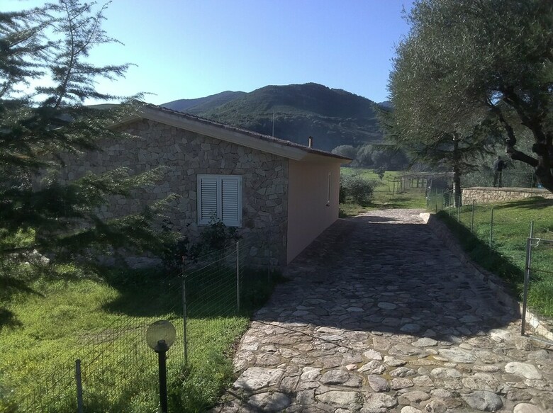 Hotel Schifoni House