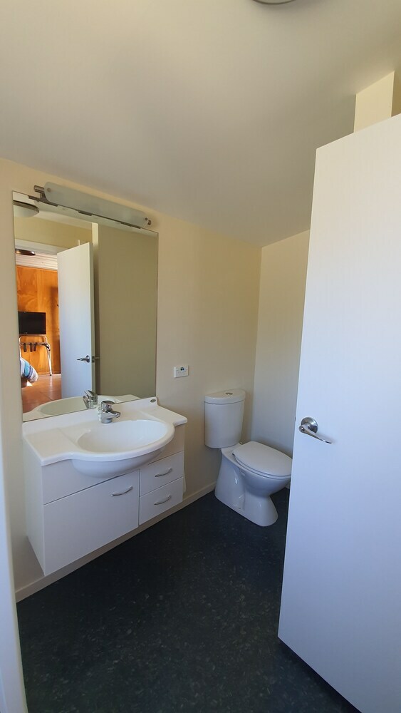 Cooks Beach Resort