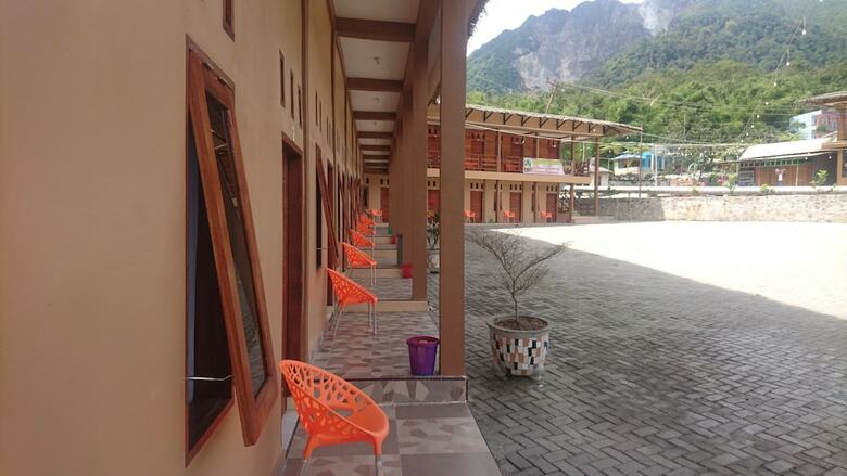 Hotel Penginapan Kamuna Garden 3