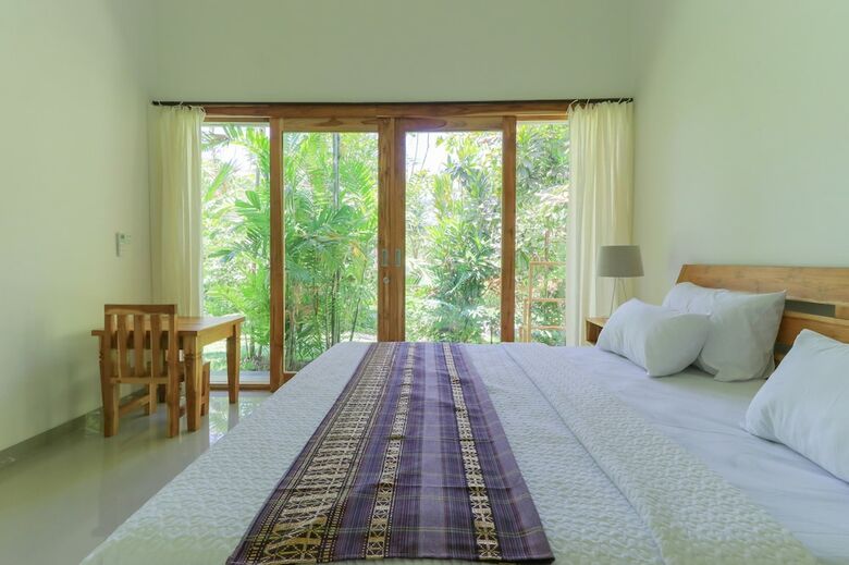 Hotel Palm Beach Villas Bali