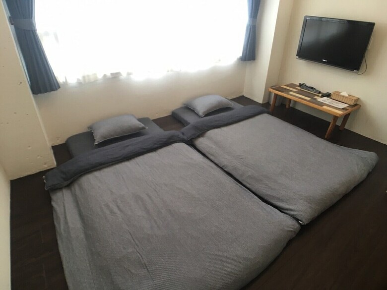 Hostal Golden Mile Hostel