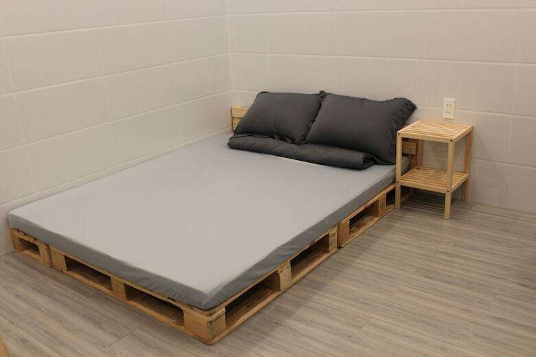 Hostal B Home - Hostel