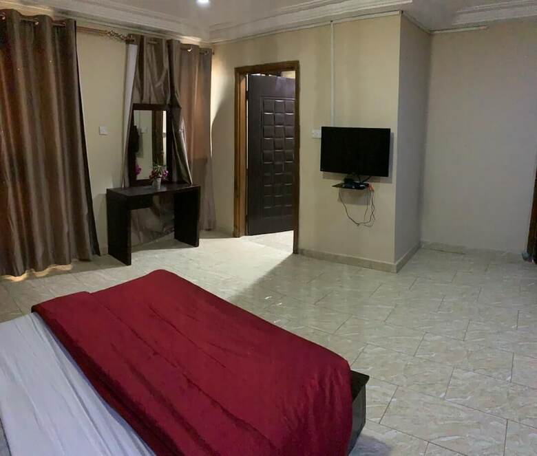 Hotel Nimi Beach Resort