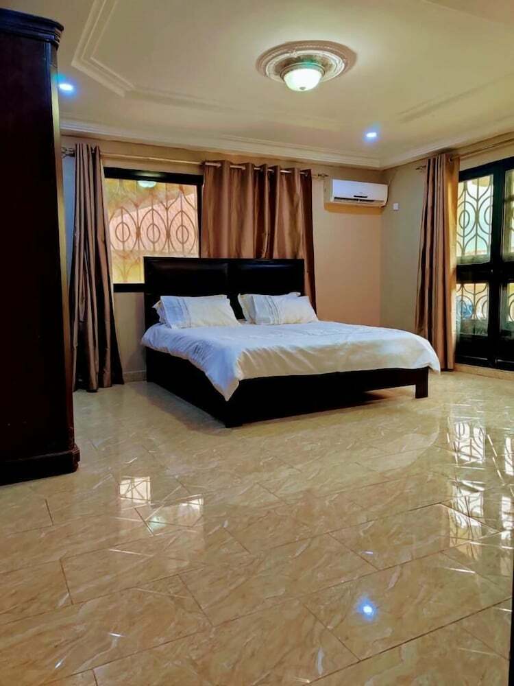 Hotel Nimi Beach Resort