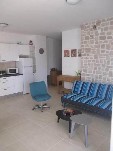Apartments Jela