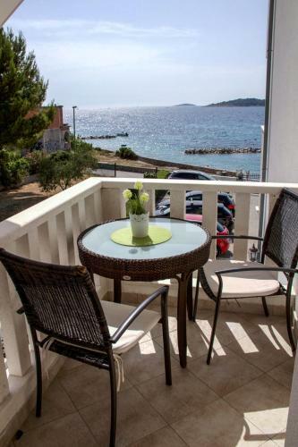 Apartamentos Villa Lozica