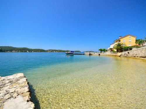 Apartment Supetarska Draga 2