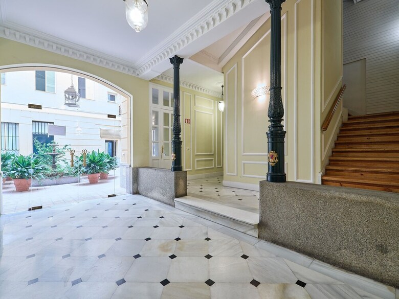 Apartamento Piso En El Coraz�n de Chueca