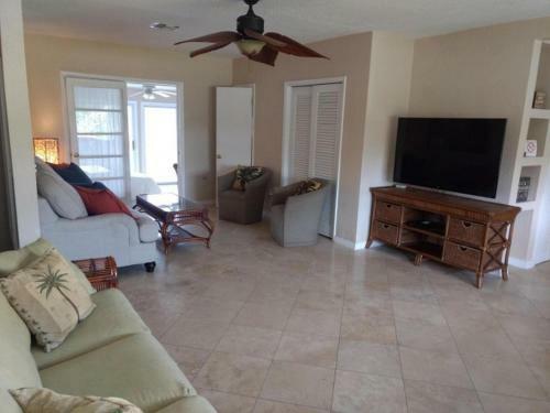 121 Egret Beach House