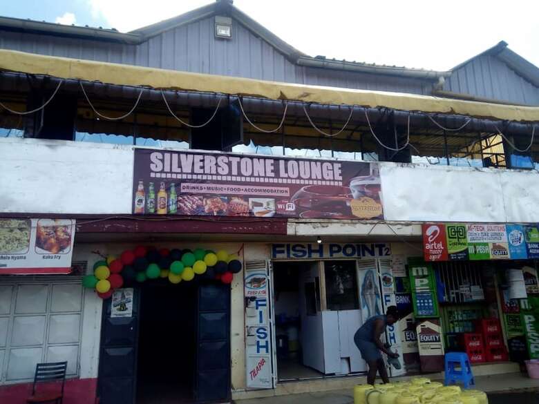 Hotel Silverstone Park Bar & Guest House