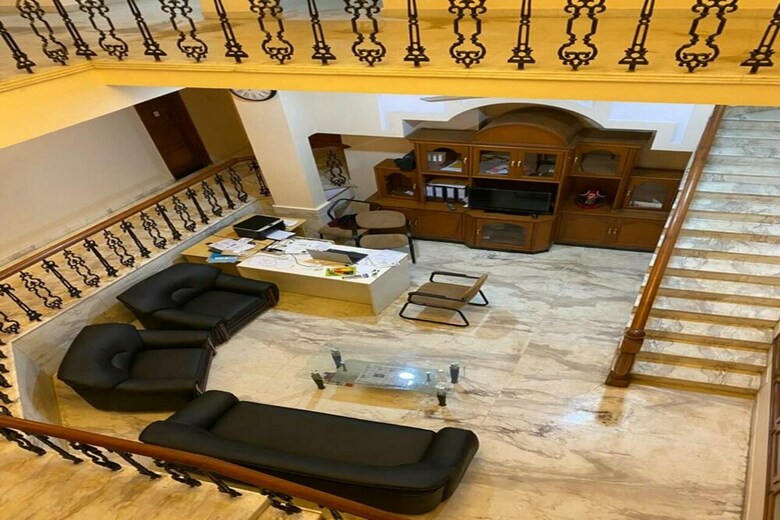 Hotel Iris