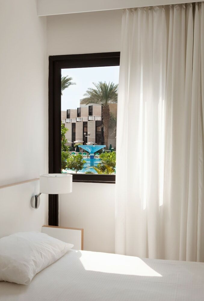 Apartamentos Isrotel Riviera Club