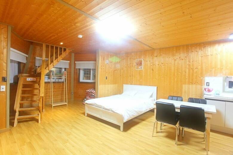 Jeju Olleh Windmill Pension
