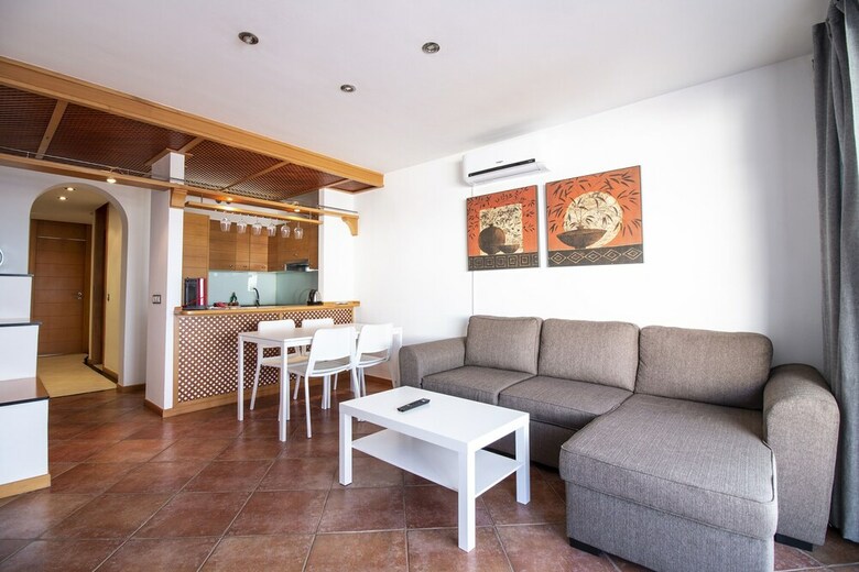 Apartamentos Espacios Blanco Adeje Paradise
