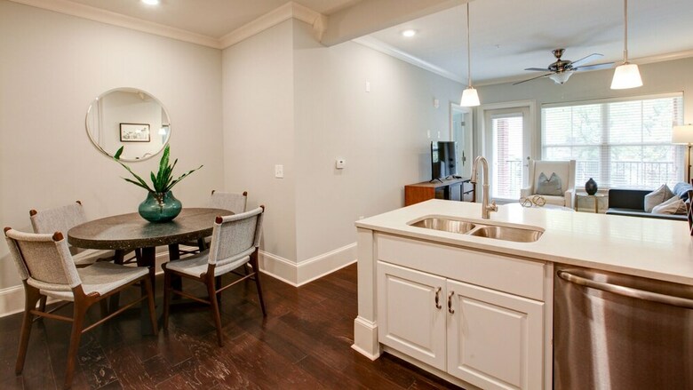 2 Bedroom, Queens Road