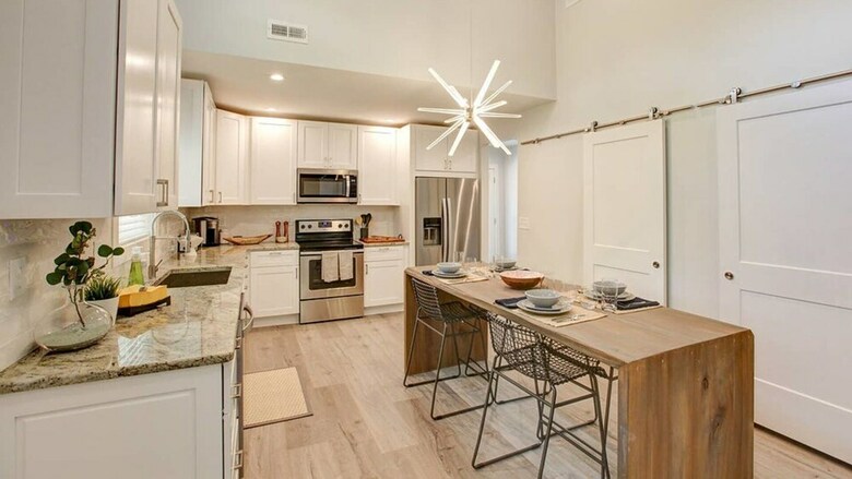5 Bedroom, Woodside Avenue