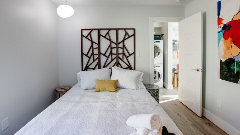 5 Bedroom, Woodside Avenue
