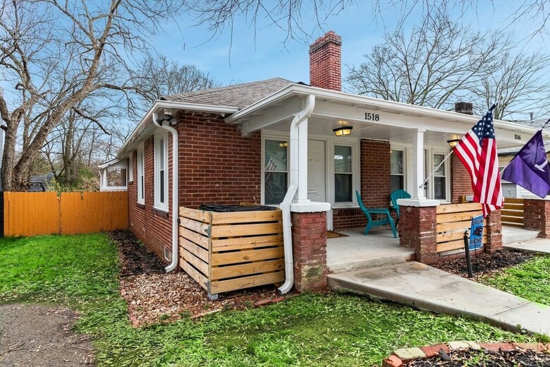 1 Bedroom, Allen Street