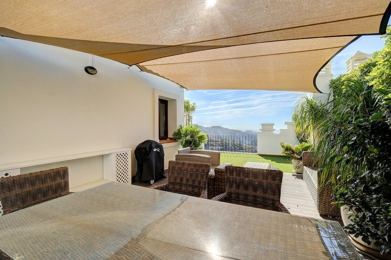A Beautiful Modern Two Bedroom Villa