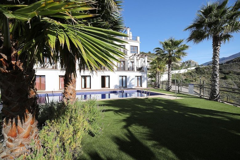 A Beautiful Modern Two Bedroom Villa