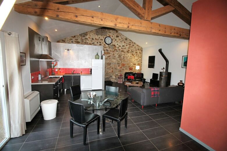 Mas Du Domaine de Montcalm - B&B & Gites