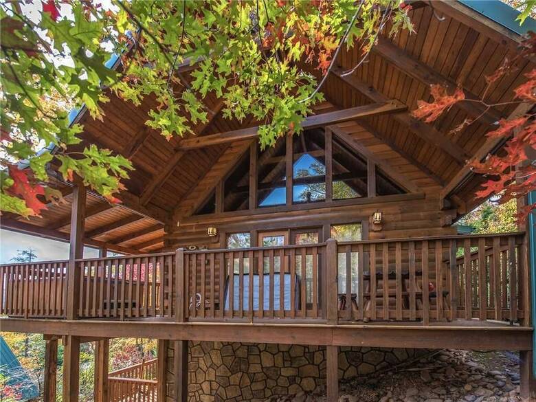 Cabana Enchanted View Lodge, 3 Bedrooms, Pool Access, Mountain View, Sleeps 10