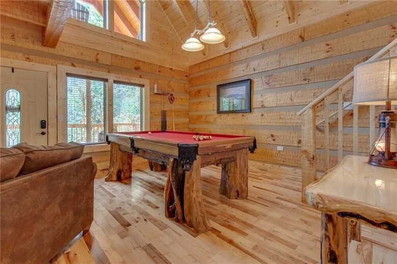 Cabana Lovers' Hideaway, 1 Bedroom, Jetted Tub, Private, Pool Table, Sleeps 4