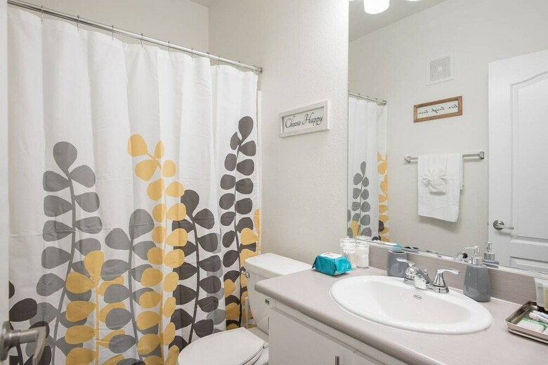 Apartamento Modern Quiet Home - 15 Minutes To Strip With Pool!