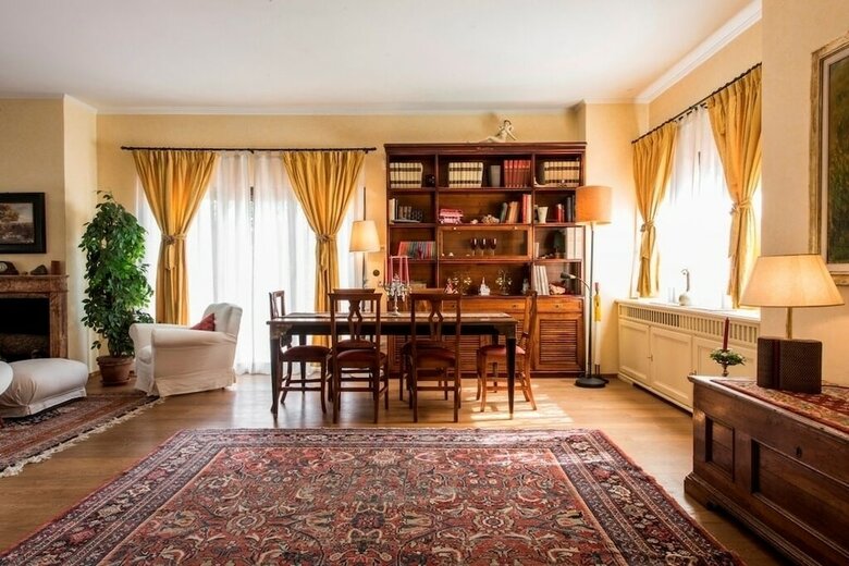 Deluxe Charming Florentine Villa In The City. Plus