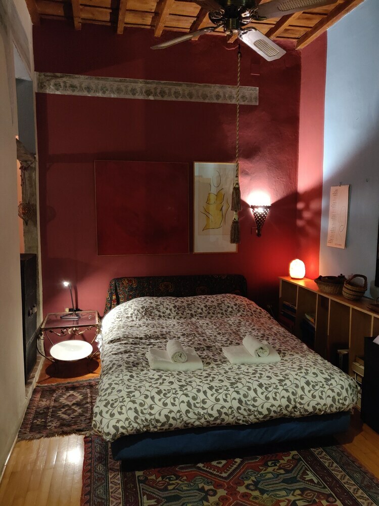 Lovely Central Cozy Apartment.. Daniela's Dream