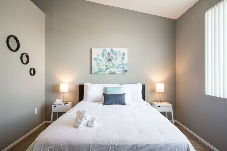 Apartamento Large Private Condo 15 Minutes From Strip W/ Pool