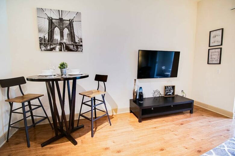 Apartamento Relaxing & Stylish Home Parking Very Safe Area