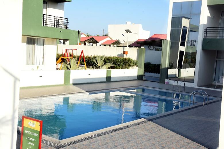 Hotel Gir Athiz Resort