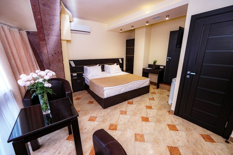 Skyline Hotel Yerevan