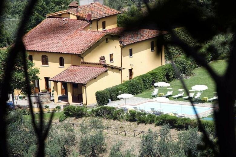 Villa Apartment With One Bedroom In Castelfranco Piandisc�, With Pool Access