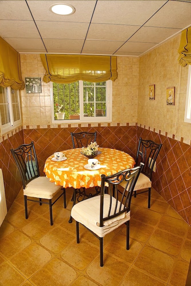 Arenales Great Home