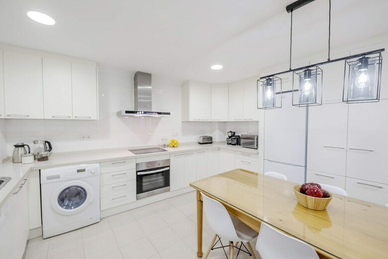 Luxury City Apartment