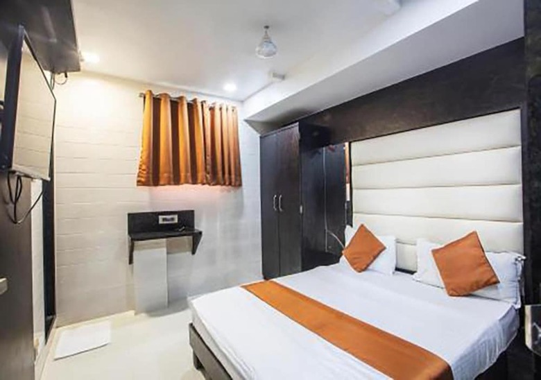 Hotel Dadar Residency-near Tata Hospital