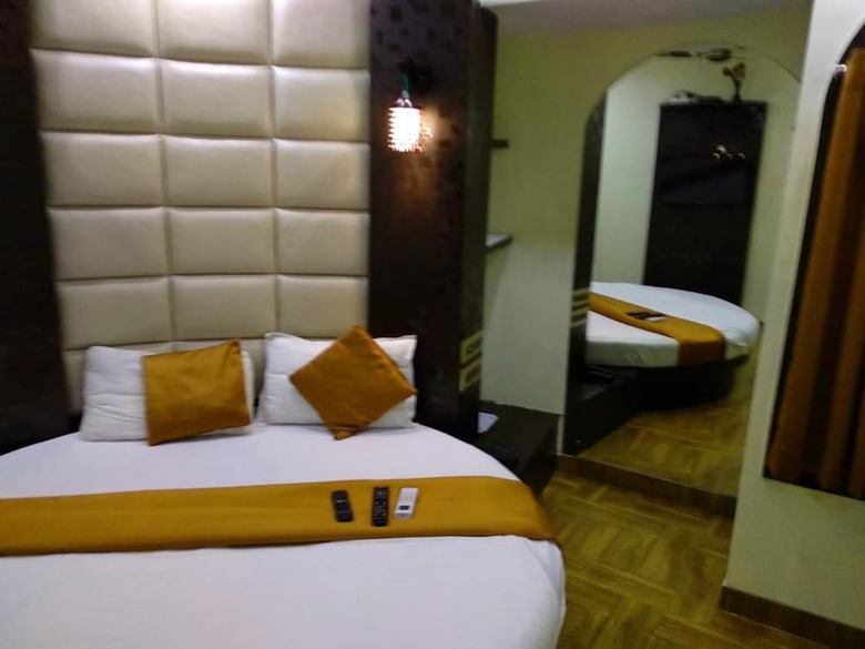 Hotel Dadar Residency-near Tata Hospital