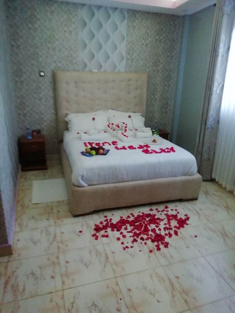 Sawan Hotel