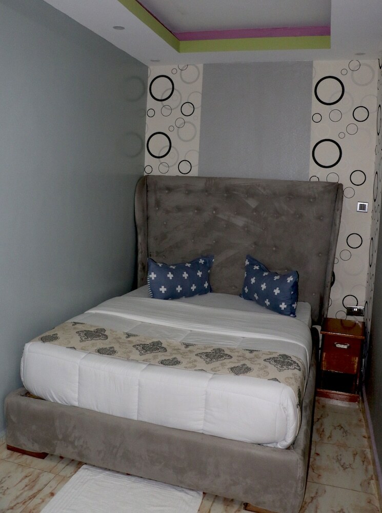 Sawan Hotel