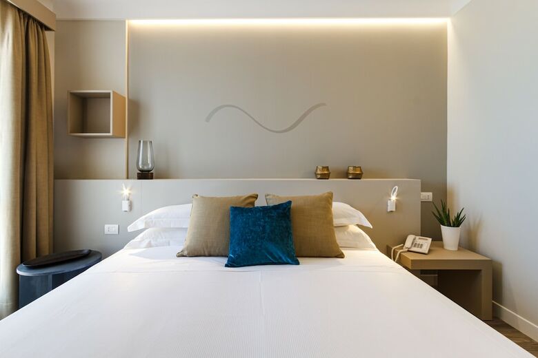 Seawater Hotel