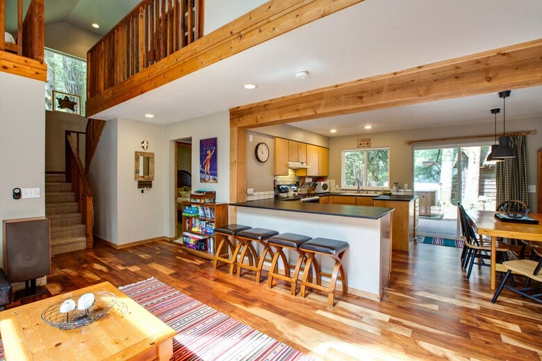 Mt. Baker Lodging Cabin 78 - Sleeps 8!