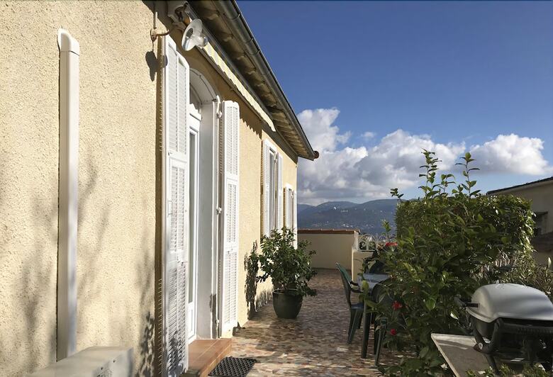 La Mirandi�re By Gites de France