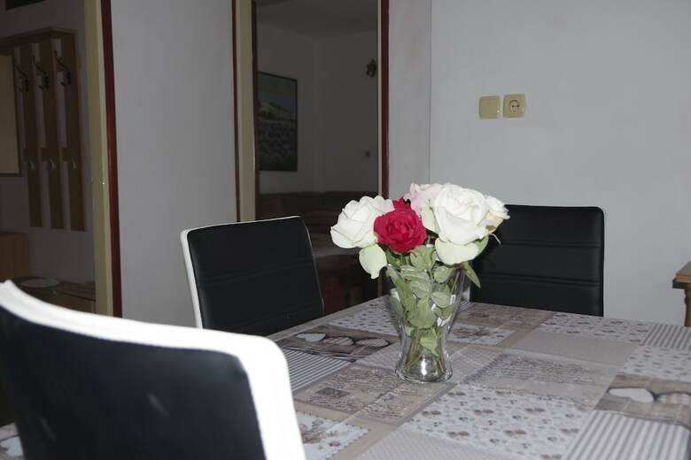 Apartments Opsenica