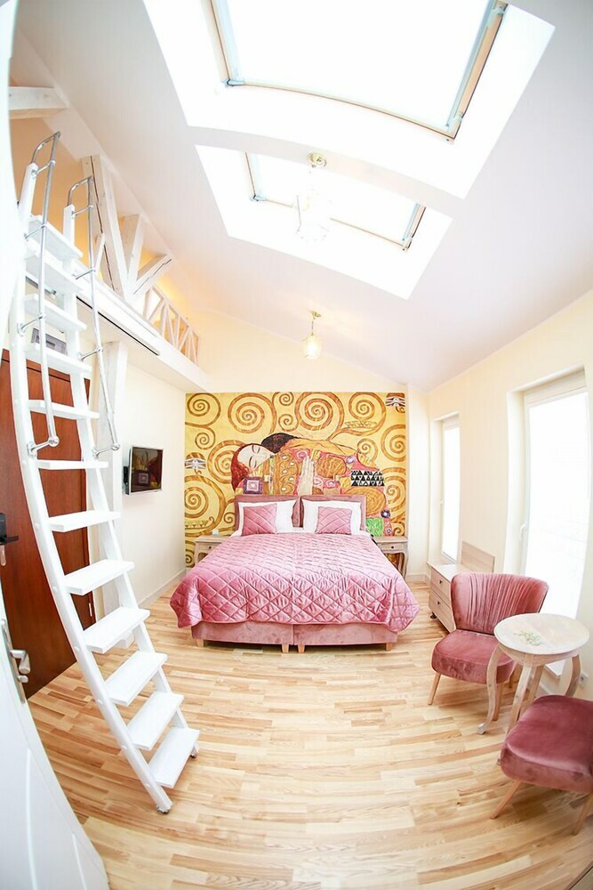 Sky&light Apartments