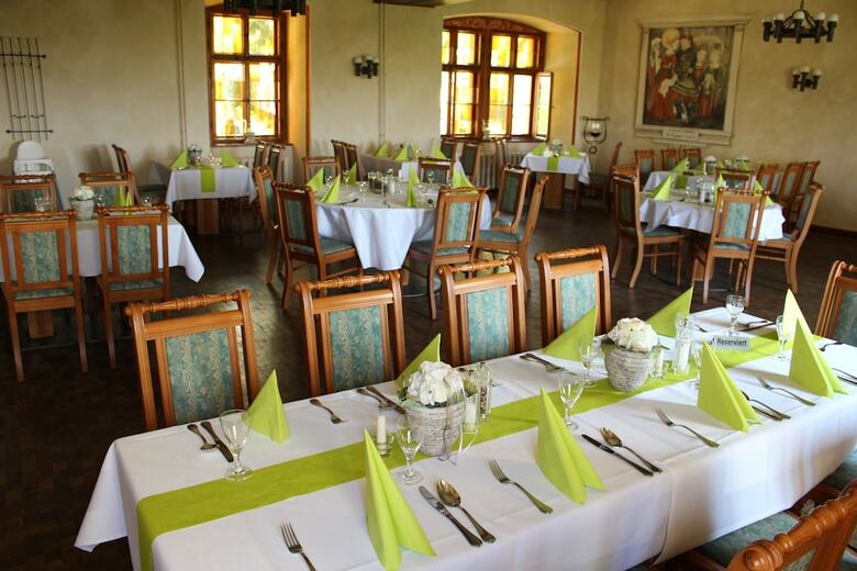 Hotel Und Restaurant  Auf Der Creuzburg