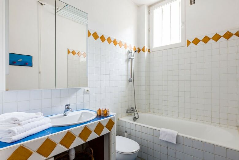 Apartamento Contemporary By The Louvre