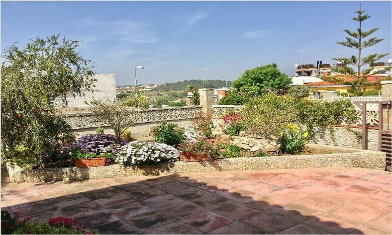 El Garrofer Carob Holidays House